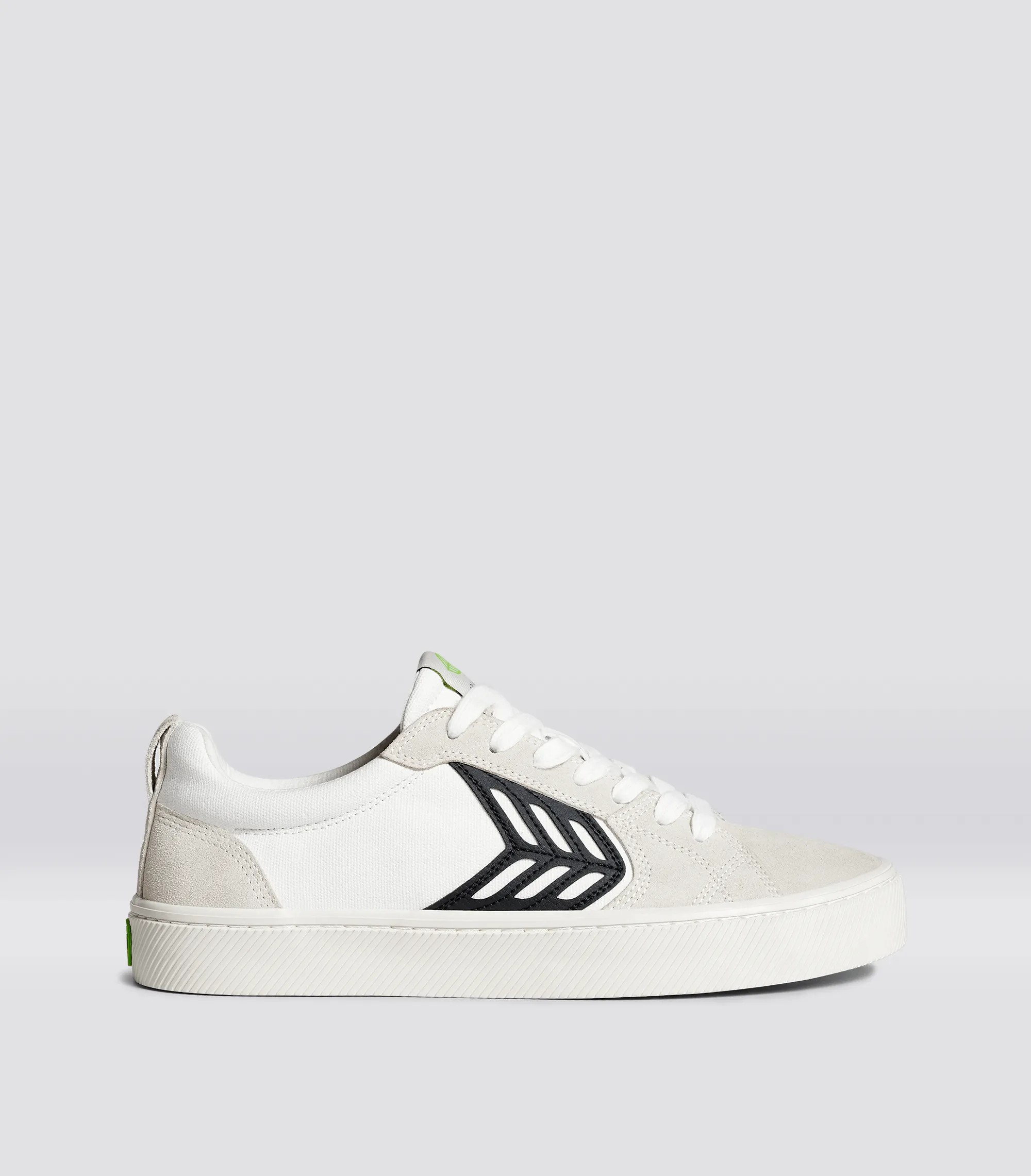 CATIBA PRO Skate Off-White Canvas Vintage White Suede Black Logo Sneaker Women