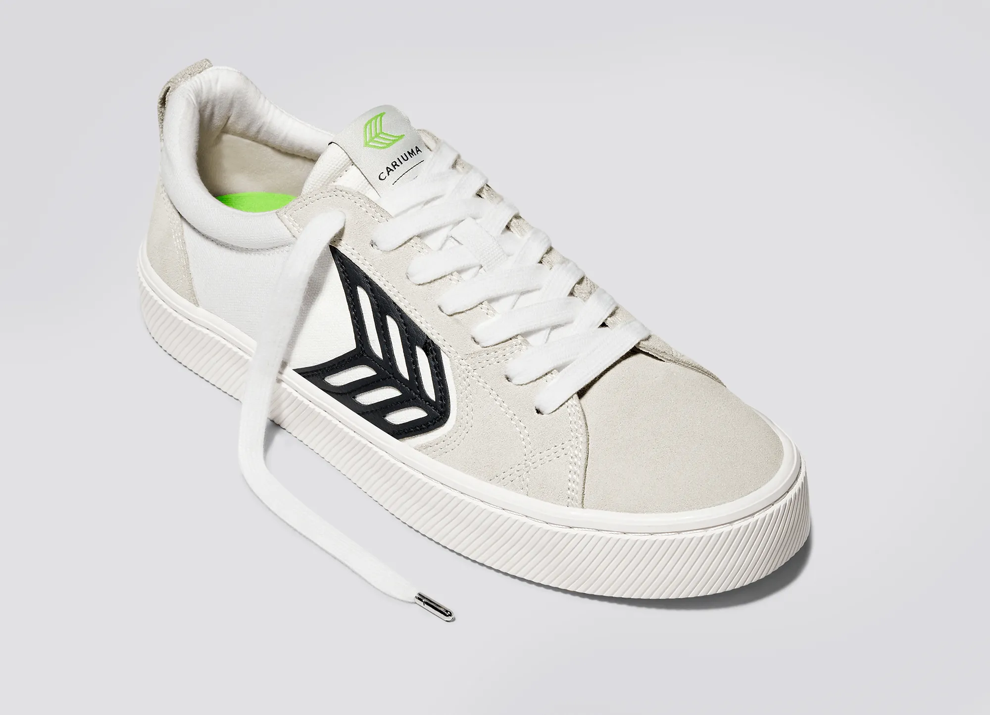 CATIBA PRO Skate Off-White Canvas Vintage White Suede Black Logo Sneaker Women