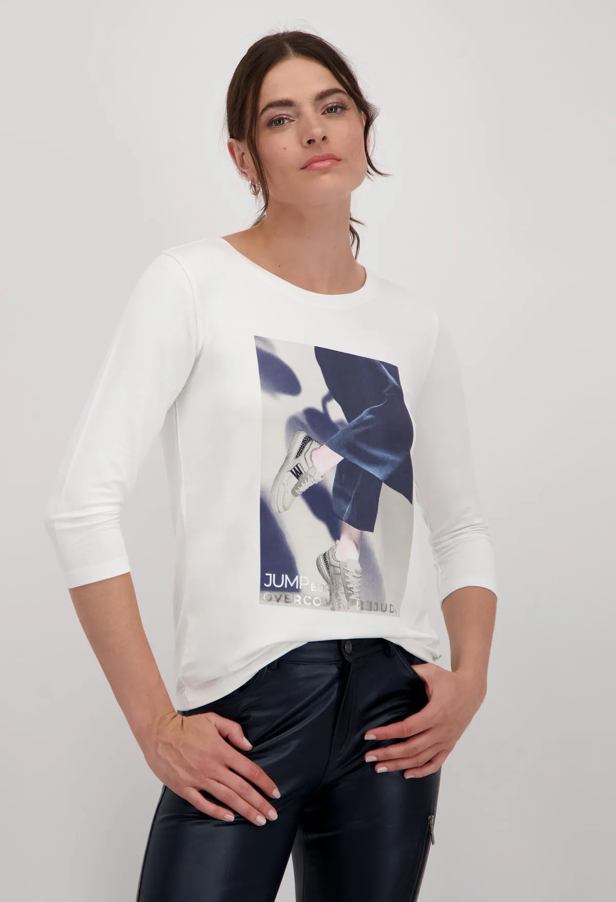 Graphic 3/4 Sleeve Top