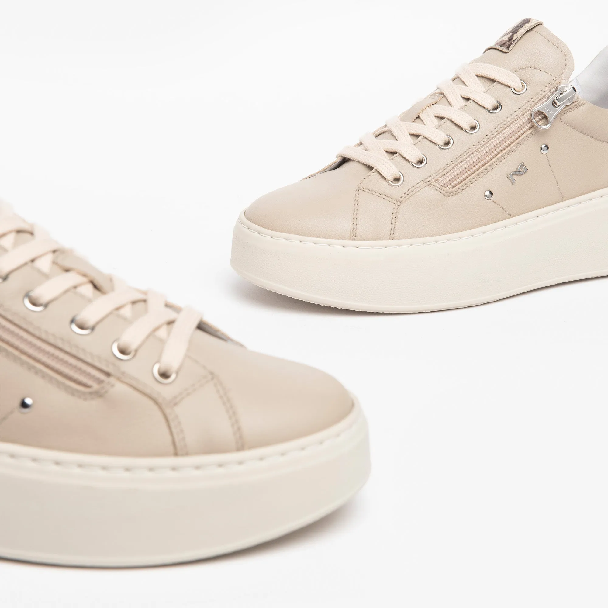 NeroGiardini Ecru Trainer with Side Zip