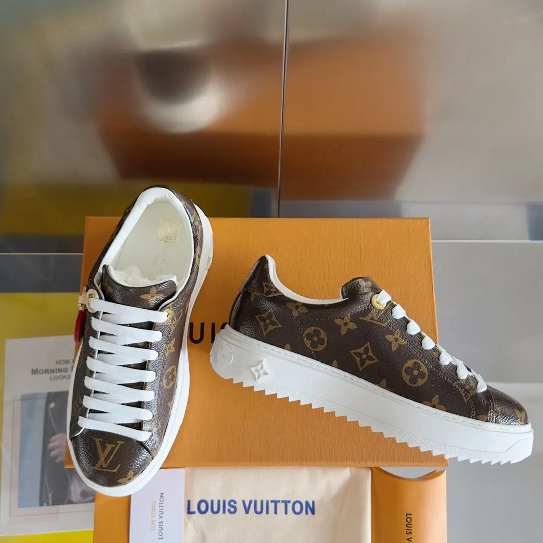 New luxury fashion RUN AWAY Sneakers