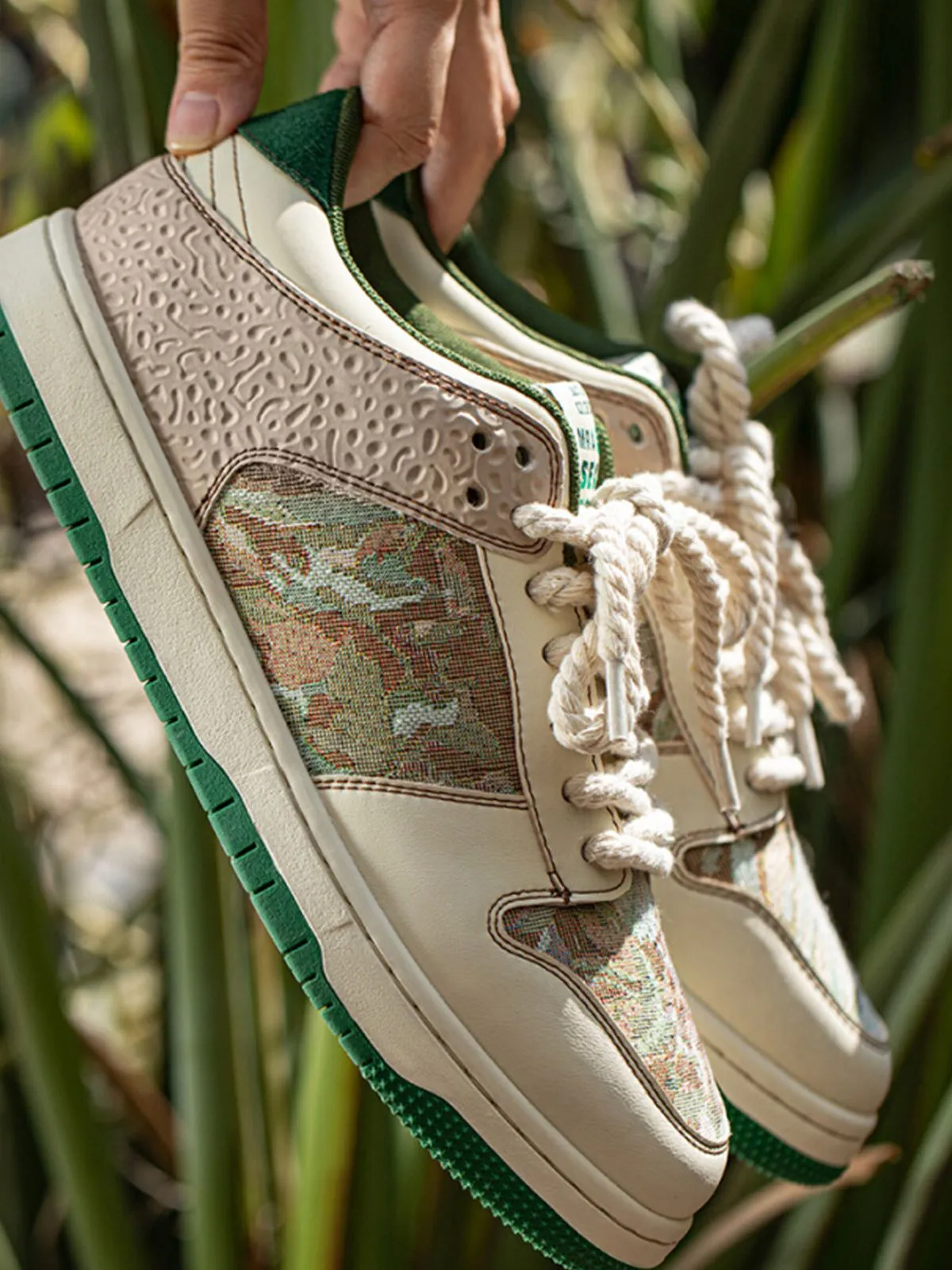Niceprimes Oil Painting Forest Print Skate Shoes