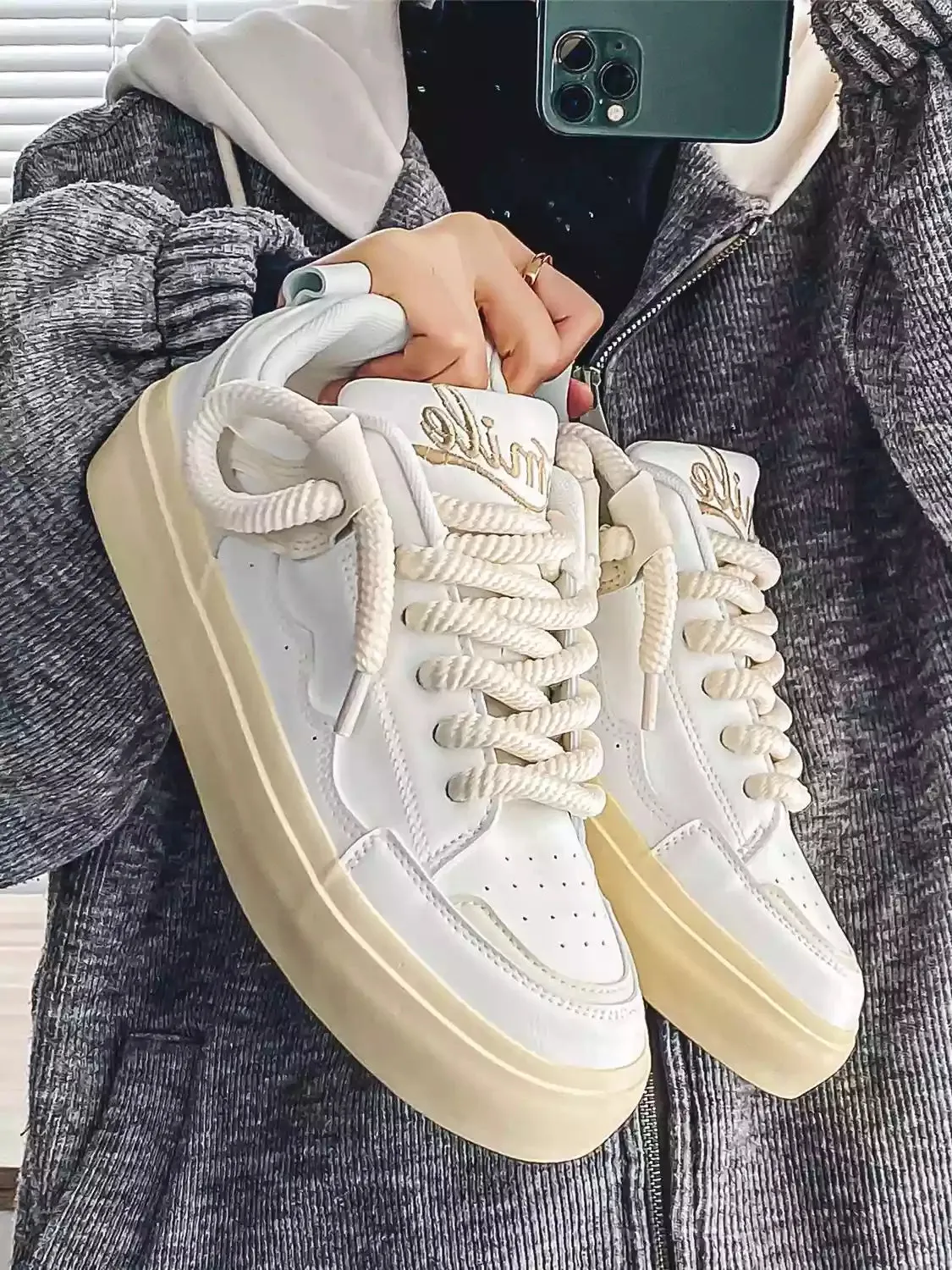 Niceprimes Sporty Casual Skate Shoes with Thick Soles