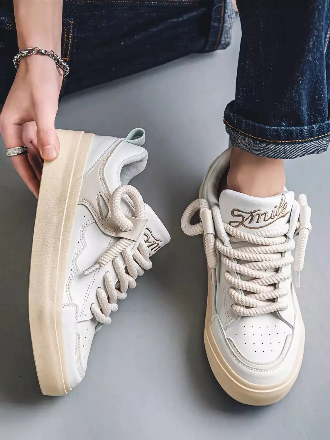 Niceprimes Sporty Casual Skate Shoes with Thick Soles