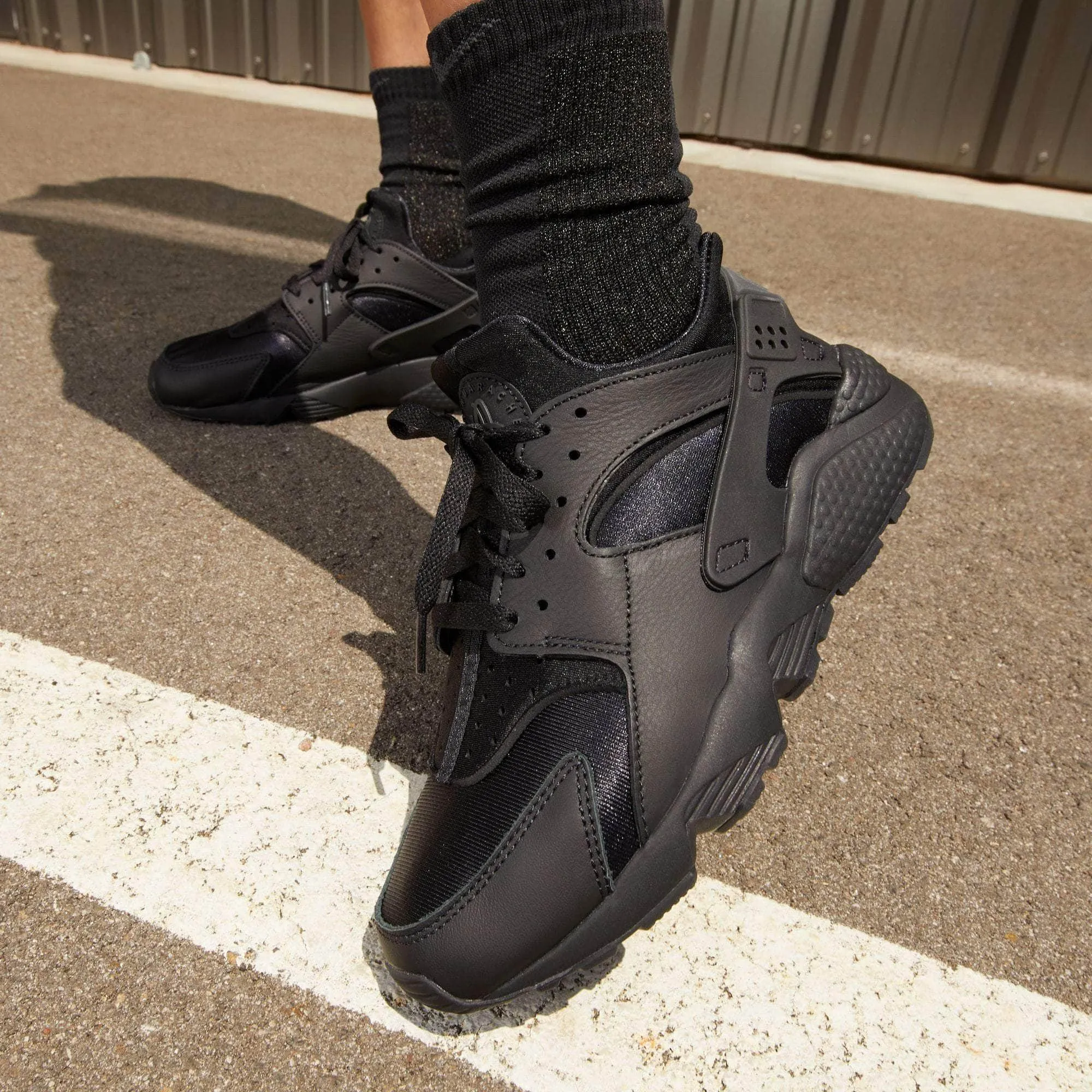 Nike Air Huarache - Women's