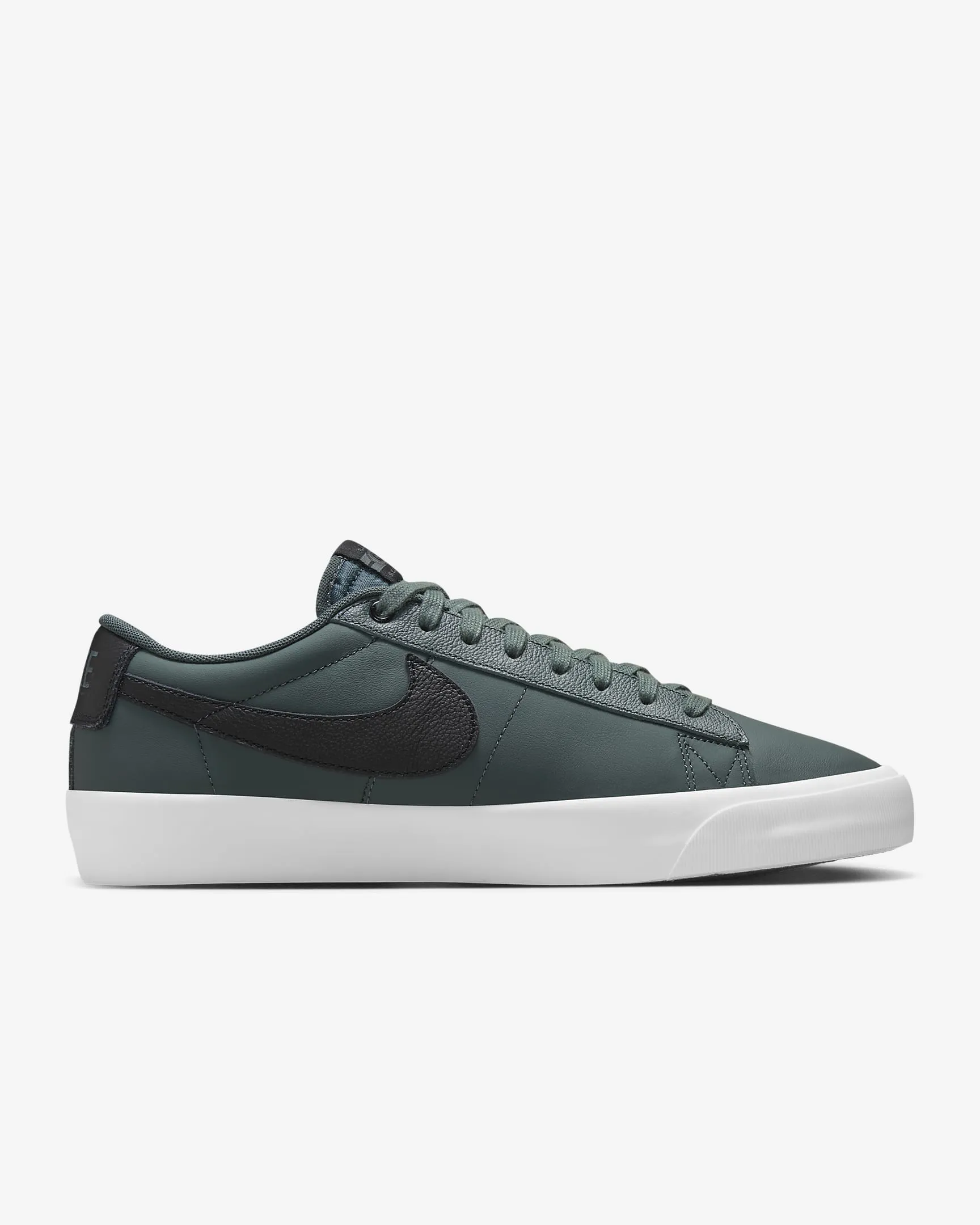 Nike SB Zoom Blazer Low Pro GT