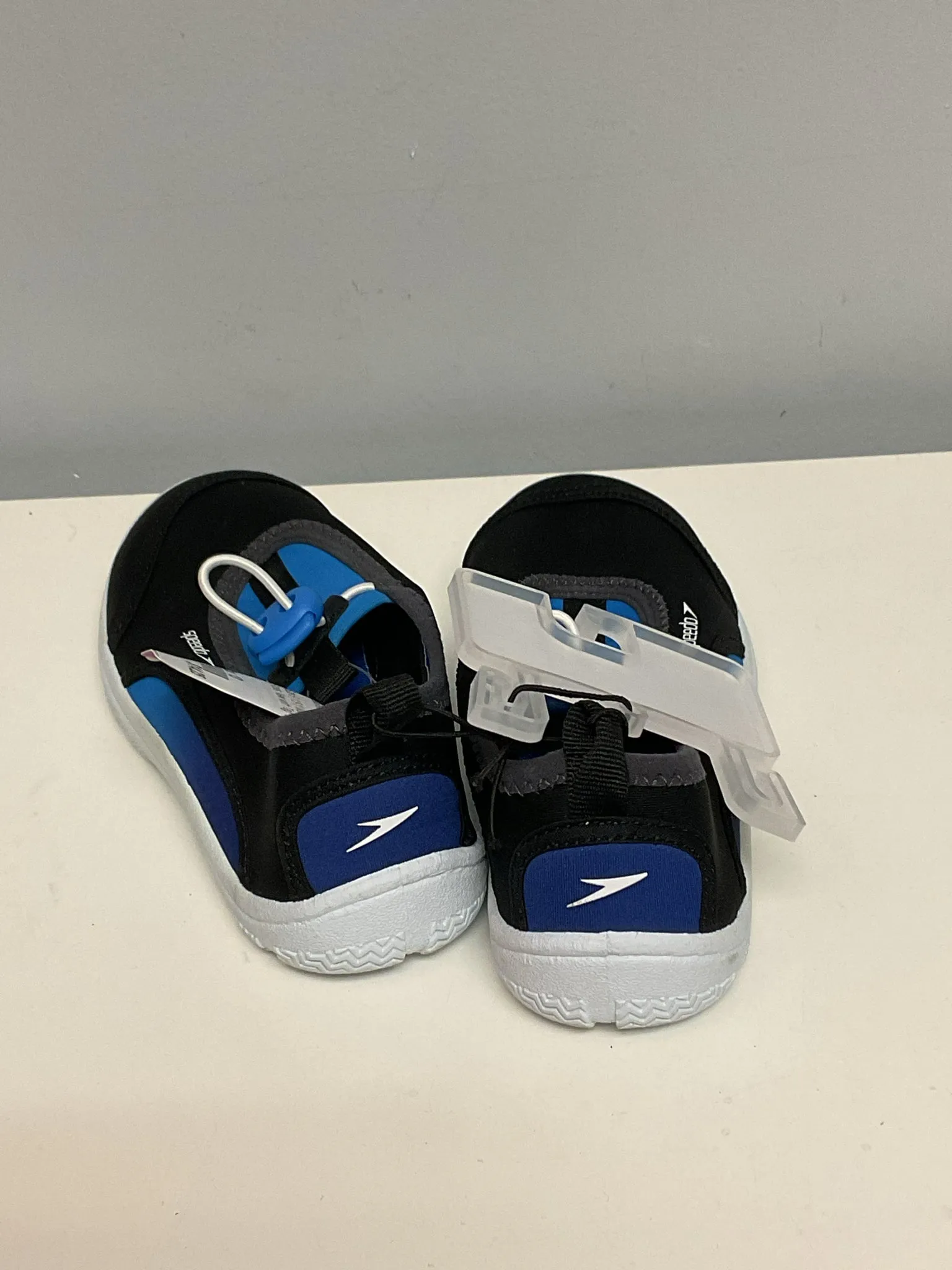 Speedo Child Shoe Size 13 Black & Blue Shoes