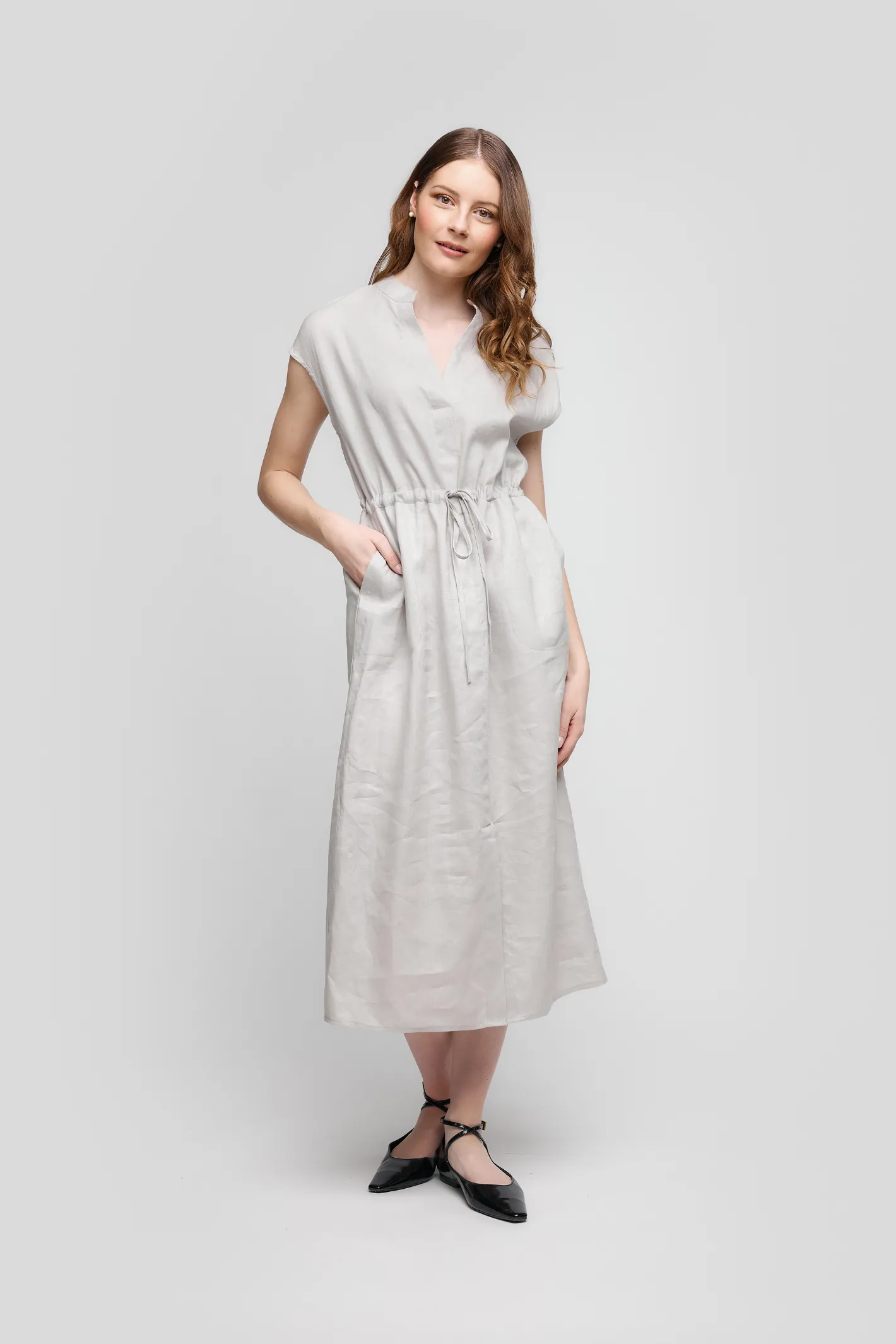 Uchuu CS25-022 Grey V Neck Linen Dress