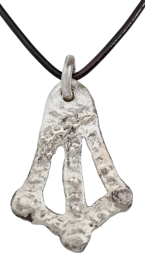 VIKING SORCERESS’S AMULET, 9TH-11TH CENTURY AD