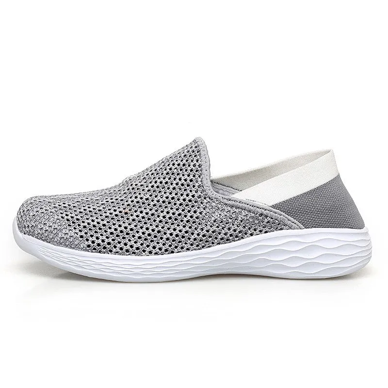 Women's breathable flat soles